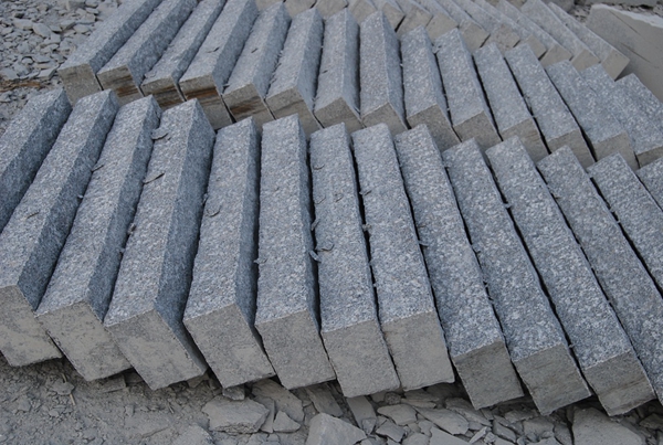 kerbstone