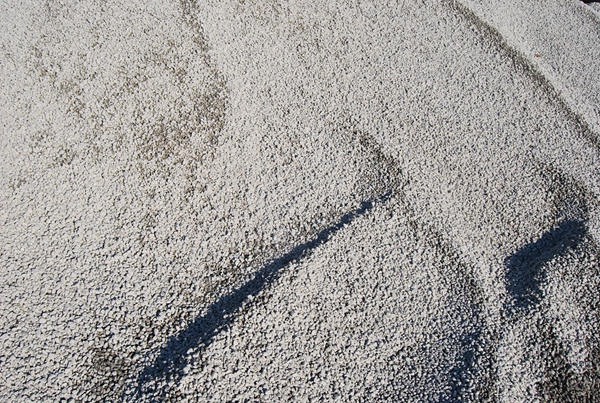 cubes and pebbles