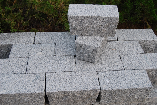 cubes and pebbles
