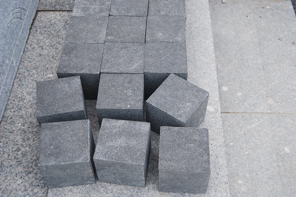 cubes and pebbles