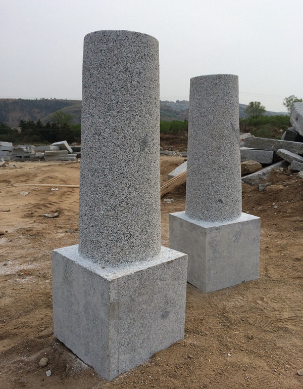 Columns and gateposts